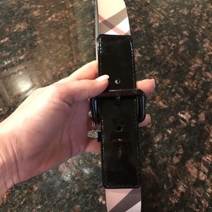 EUC Burberry belt 32/80